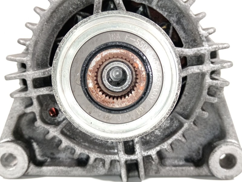 Recambio de alternador para peugeot 208 style referencia OEM IAM 9688237380  