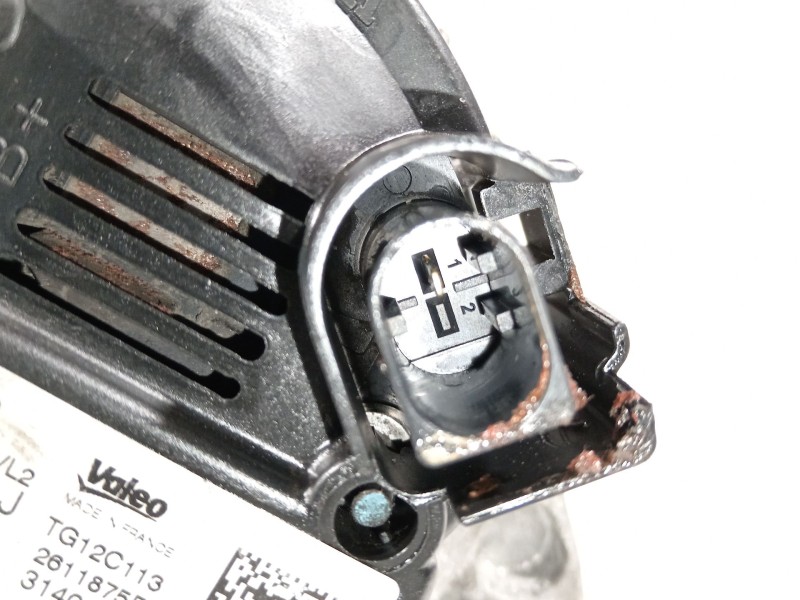 Recambio de alternador para seat leon st (5f8) 1.6 tdi referencia OEM IAM 03L903023J  