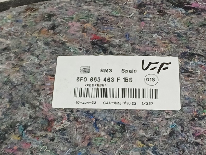 Recambio de bandeja trasera para seat ibiza (kj1) referencia OEM IAM 6f0863463f  