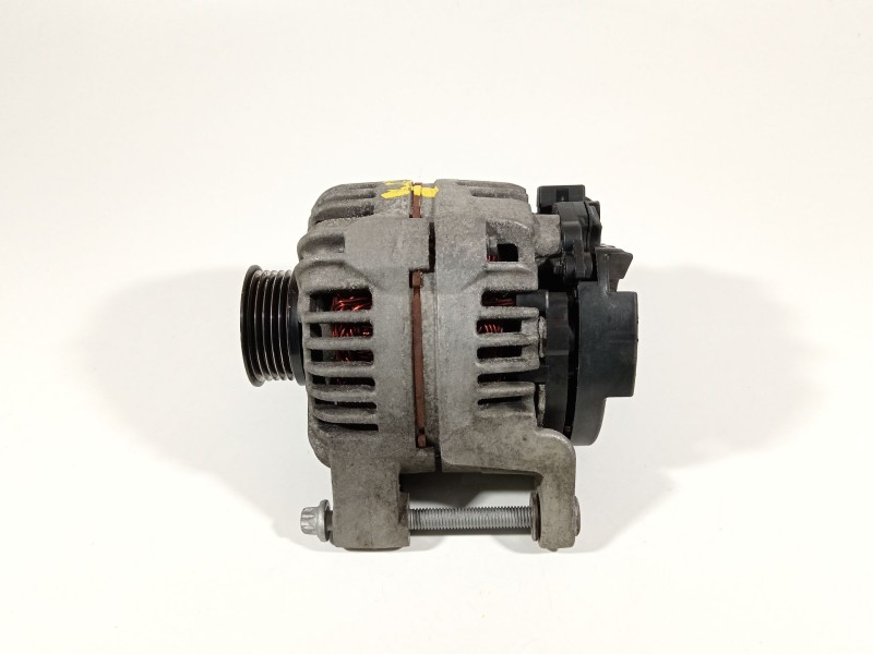 Recambio de alternador para opel corsa d catch me referencia OEM IAM 13222930  0124325171