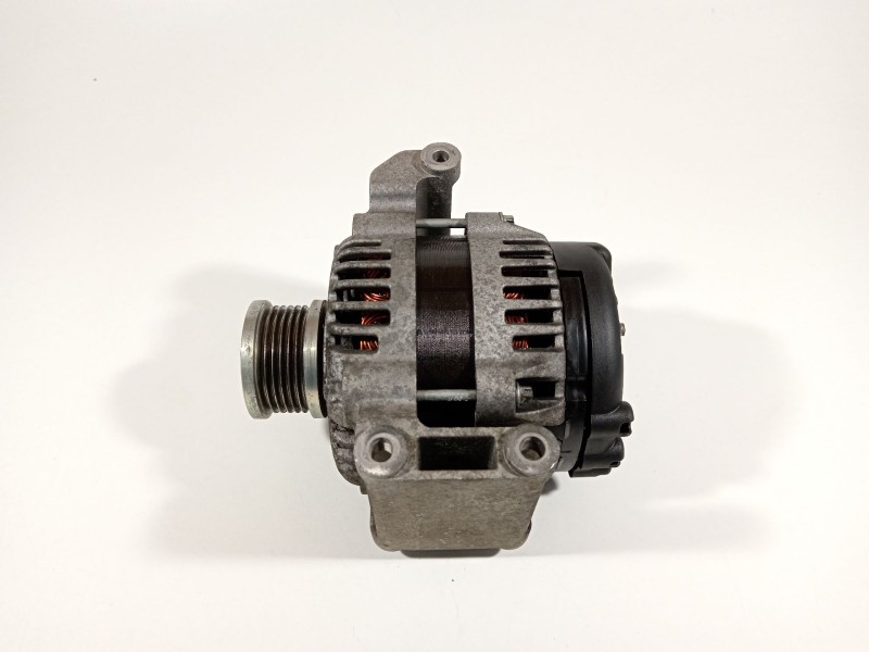Recambio de alternador para opel astra j lim. selective business referencia OEM IAM 13502986  