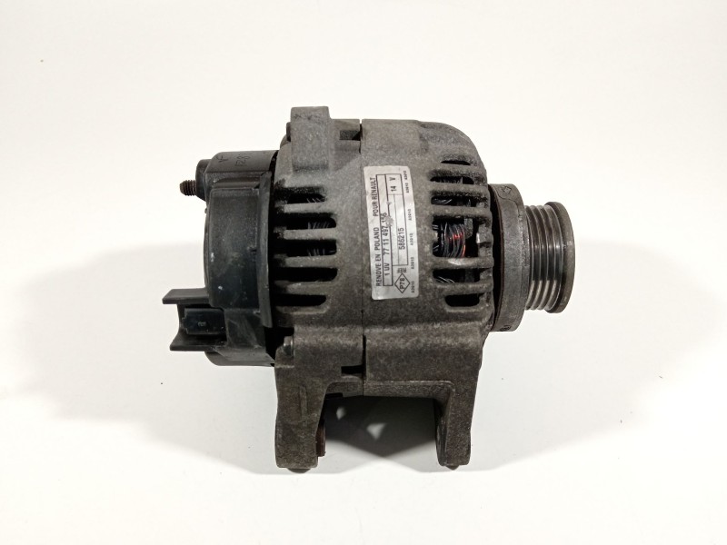 Recambio de alternador para renault megane ii classic berlina confort authentique referencia OEM IAM 7711497156  