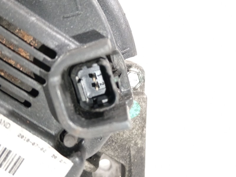 Recambio de alternador para renault megane ii classic berlina confort authentique referencia OEM IAM 7711497156  