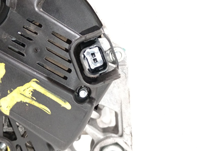 Recambio de alternador para dacia sandero ambiance referencia OEM IAM 0986083440  231003831R
