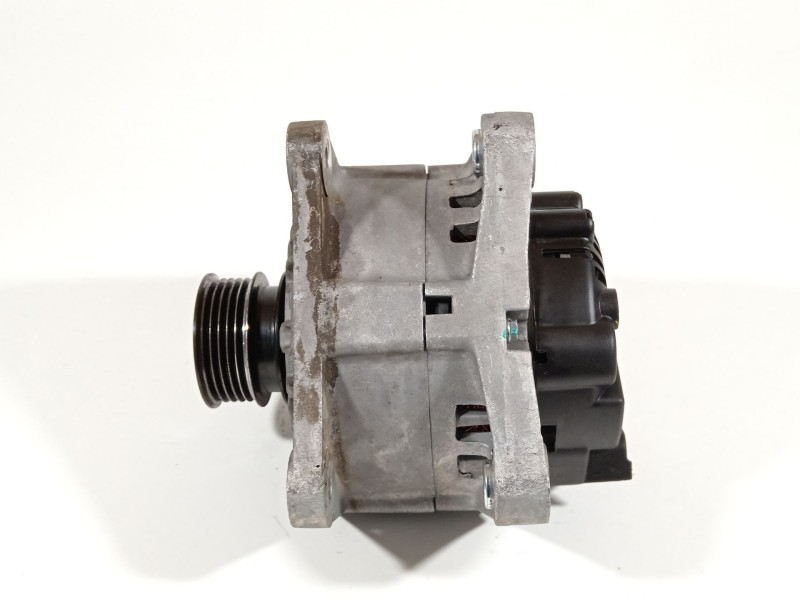 Recambio de alternador para dacia sandero ambiance referencia OEM IAM 0986083440  231003831R