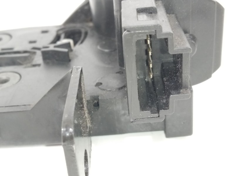 Recambio de cerradura maletero / porton para renault clio iii authentique referencia OEM IAM 8200947699  