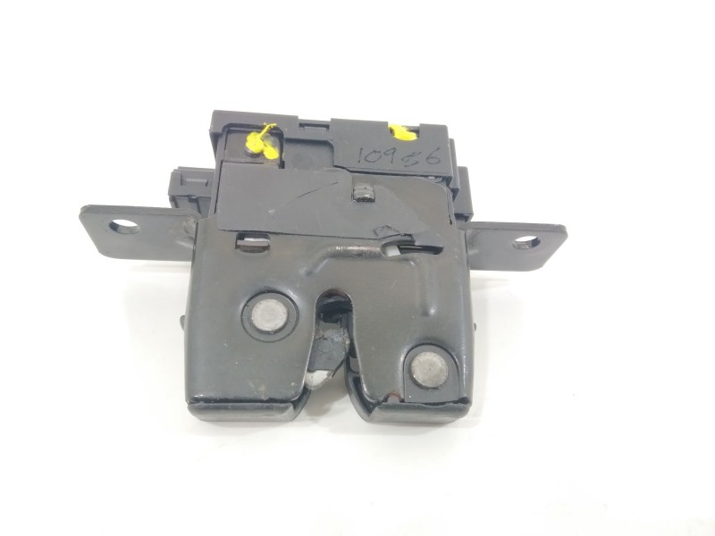 Recambio de cerradura maletero / porton para renault clio iii emotion referencia OEM IAM 8200947699  