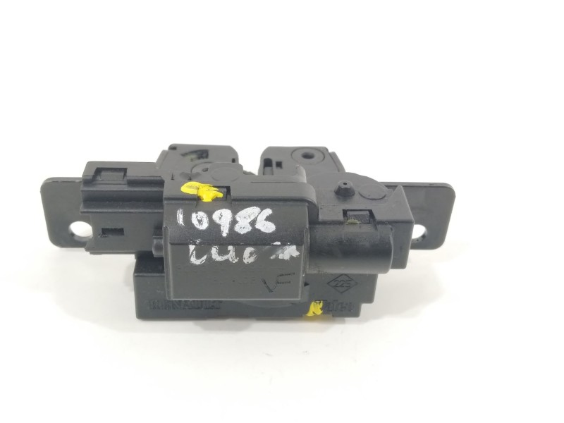 Recambio de cerradura maletero / porton para renault clio iii emotion referencia OEM IAM 8200947699  