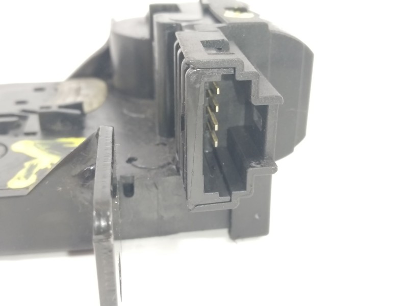 Recambio de cerradura maletero / porton para renault clio iii emotion referencia OEM IAM 8200947699  