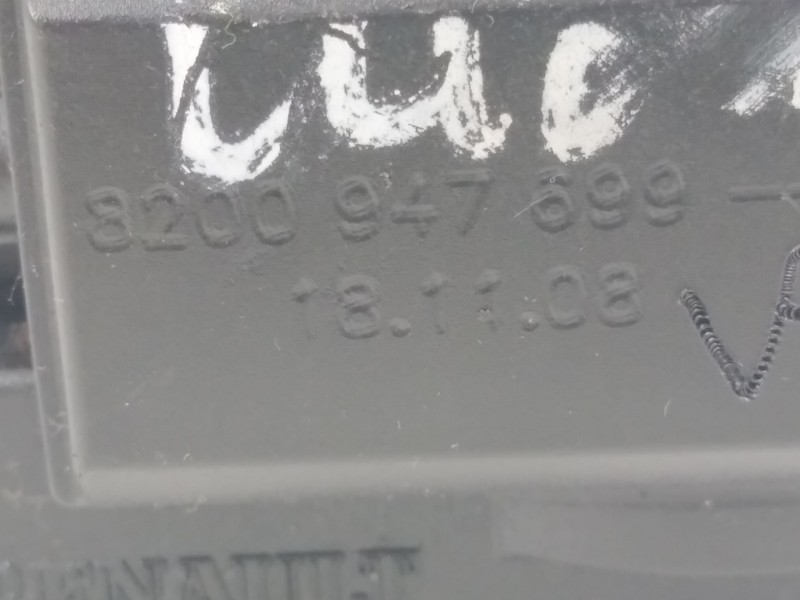 Recambio de cerradura maletero / porton para renault clio iii emotion referencia OEM IAM 8200947699  