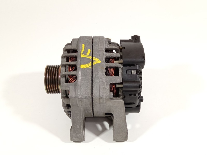 Recambio de alternador para peugeot 207 sport referencia OEM IAM 9656955880  