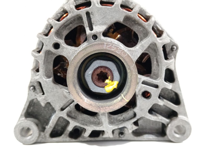 Recambio de alternador para peugeot 207 sport referencia OEM IAM 9656955880  