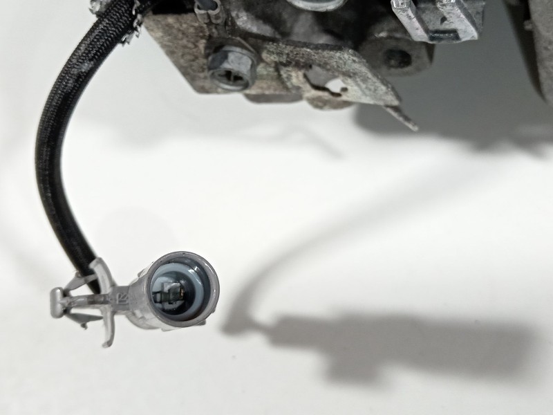 Recambio de compresor aire acondicionado para bmw serie 1 berlina (e81/e87) 118d referencia OEM IAM 4472601851  