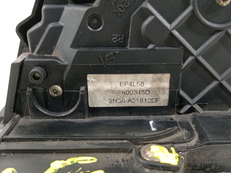 Recambio de cerradura puerta delantera derecha para mazda 3 berlina (bk) 1.6 vvt active referencia OEM IAM 3N6AA21812DF  