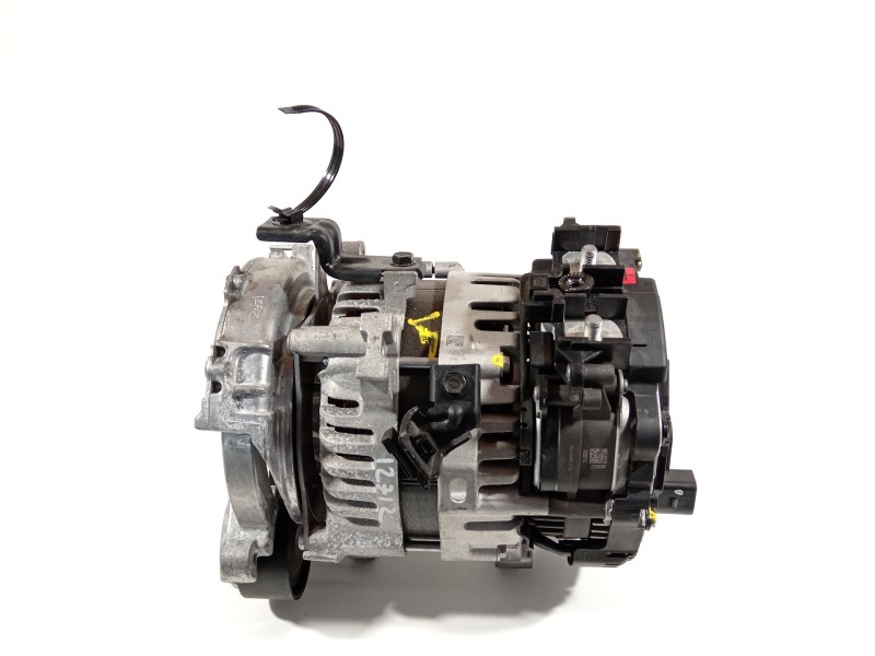 Recambio de alternador para kia stonic (ybcuv) platinum edition referencia OEM IAM 363000700  