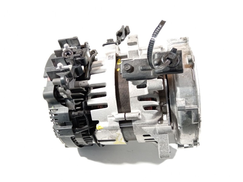 Recambio de alternador para kia stonic (ybcuv) platinum edition referencia OEM IAM 363000700  