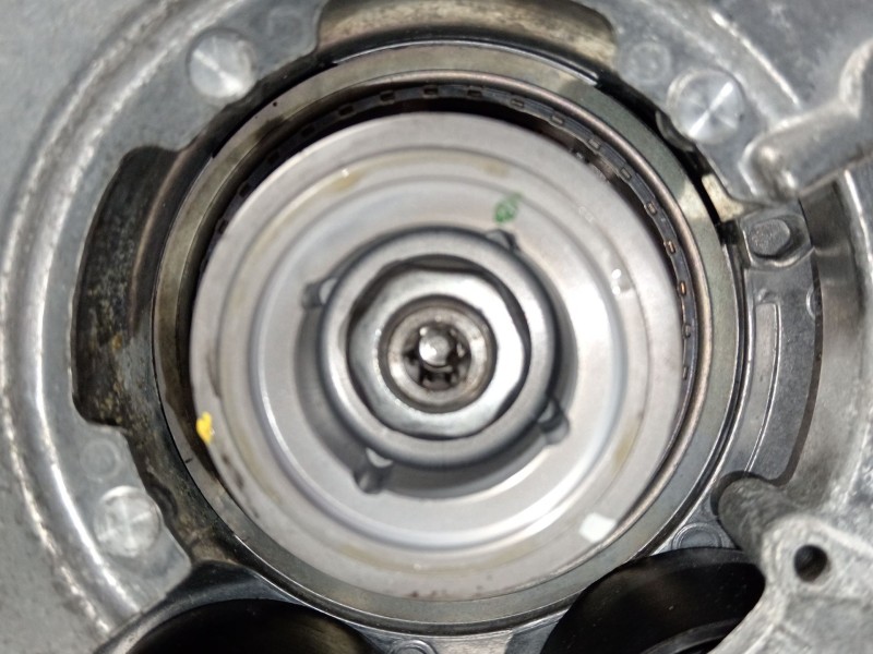 Recambio de alternador para kia stonic (ybcuv) platinum edition referencia OEM IAM 363000700  