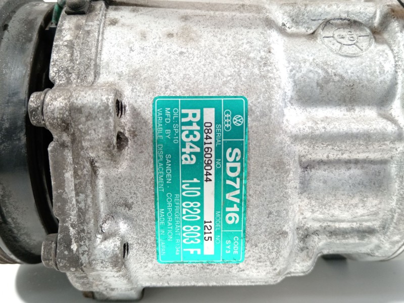 Recambio de compresor aire acondicionado para volkswagen golf iv berlina (1j1) highline referencia OEM IAM 1J0820803F  