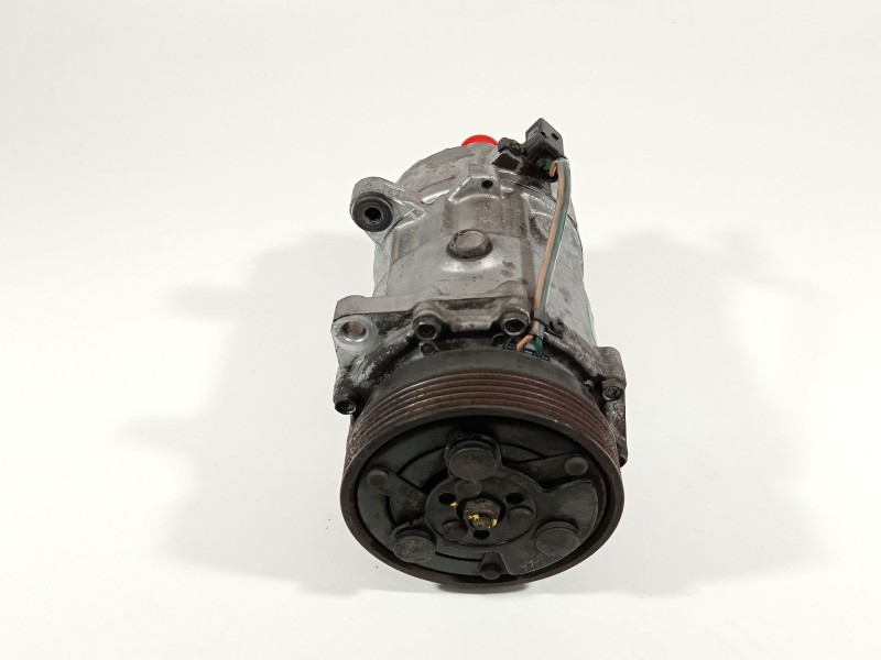 Recambio de compresor aire acondicionado para volkswagen golf iv berlina (1j1) highline referencia OEM IAM 1J0820803F  