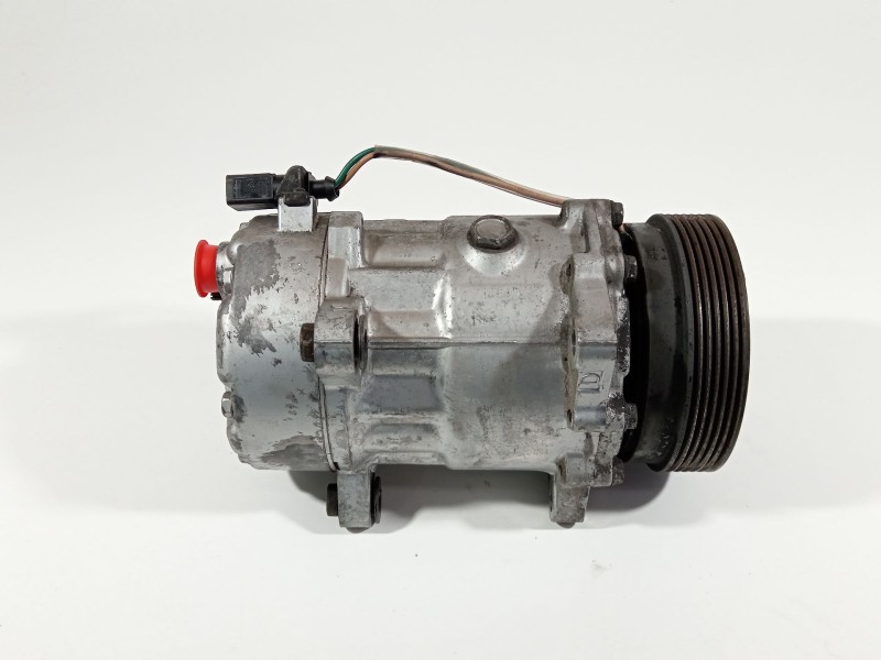 Recambio de compresor aire acondicionado para volkswagen golf iv berlina (1j1) highline referencia OEM IAM 1J0820803F  