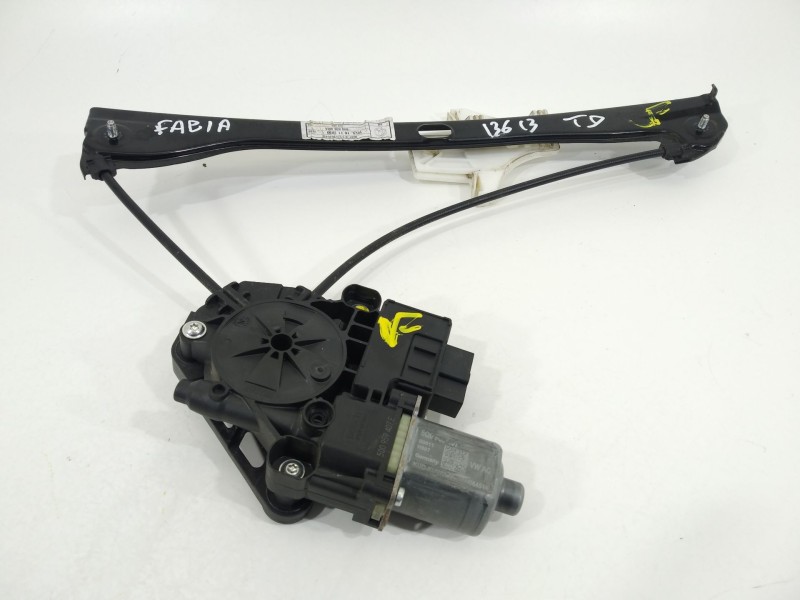 Recambio de elevalunas trasero derecho para skoda fabia iii (nj3) 1.0 tsi referencia OEM IAM 6V0839462A  