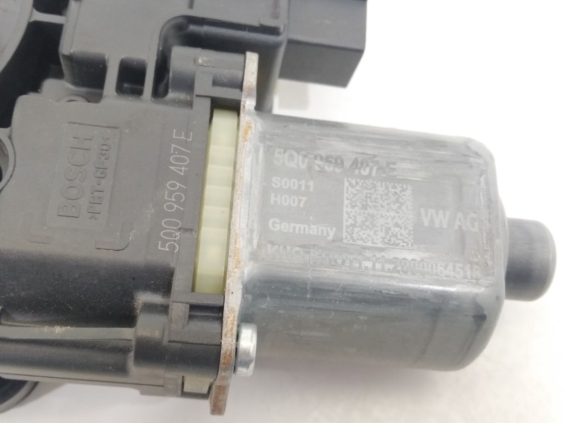 Recambio de elevalunas trasero derecho para skoda fabia iii (nj3) 1.0 tsi referencia OEM IAM 6V0839462A  