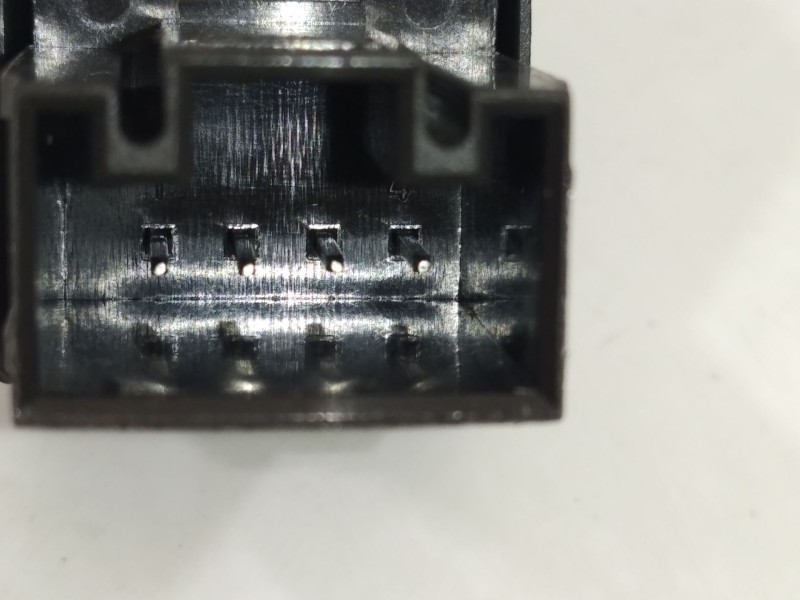 Recambio de mando elevalunas delantero derecho para skoda fabia iii (nj3) 1.0 tsi referencia OEM IAM 6V0959855  