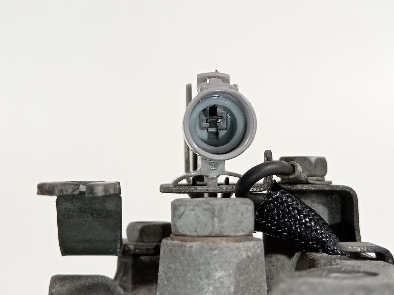 Recambio de compresor aire acondicionado para bmw serie 5 lim. (f10) 520d referencia OEM IAM 64529223694  