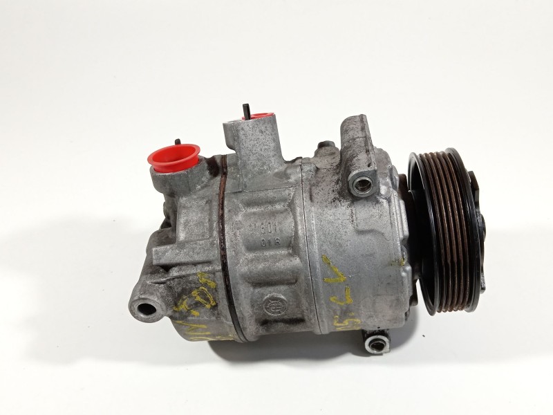 Recambio de compresor aire acondicionado para volkswagen golf plus (5m1) bluemotion highline referencia OEM IAM 1K0820808F  