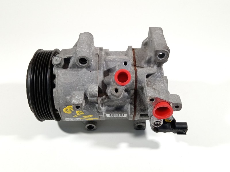 Recambio de compresor aire acondicionado para toyota auris active referencia OEM IAM 4472808902  