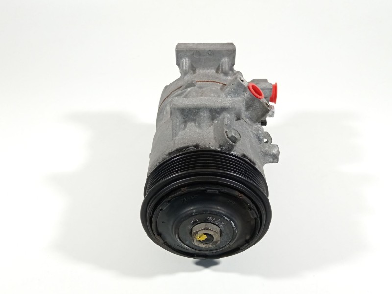 Recambio de compresor aire acondicionado para toyota auris active referencia OEM IAM 4472808902  