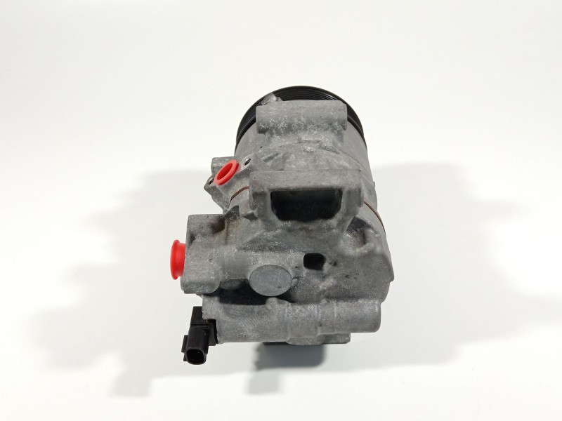 Recambio de compresor aire acondicionado para toyota auris active referencia OEM IAM 4472808902  
