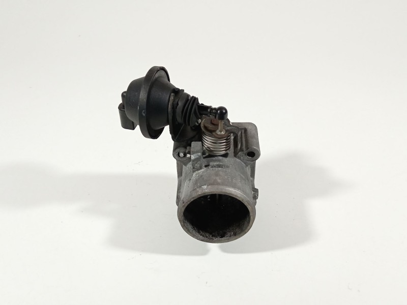 Recambio de caja mariposa para hyundai i30 comfort referencia OEM IAM 351002XXXX  