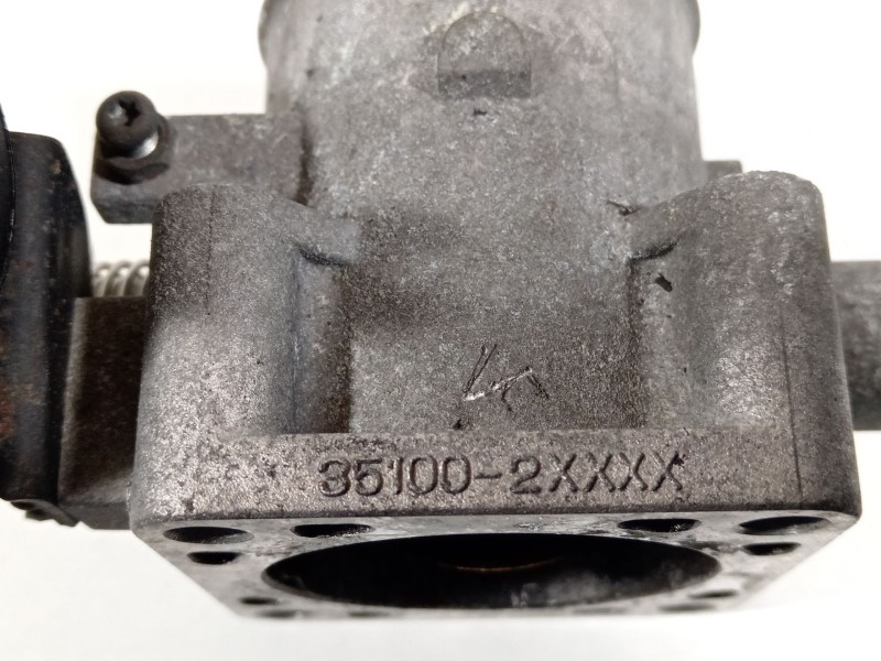 Recambio de caja mariposa para hyundai i30 comfort referencia OEM IAM 351002XXXX  