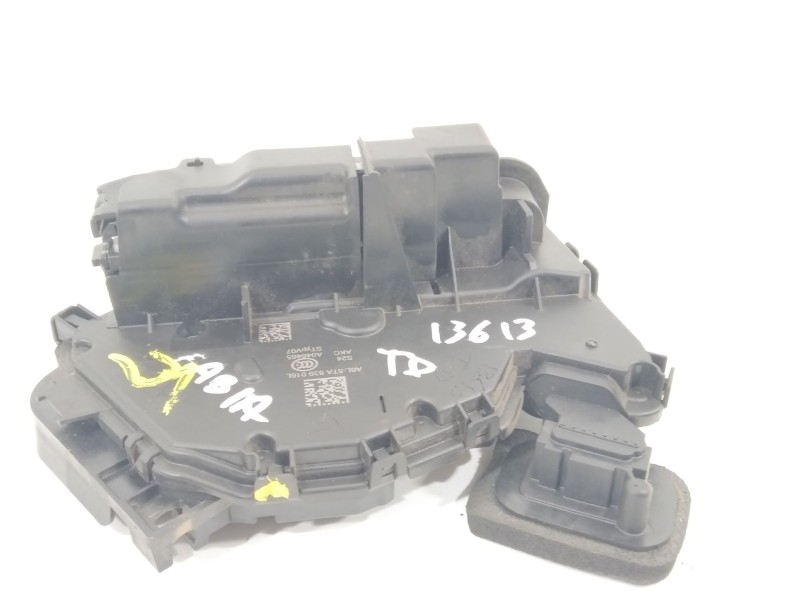 Recambio de cerradura puerta trasera derecha para skoda fabia iii (nj3) 1.0 tsi referencia OEM IAM 5TA839016L  