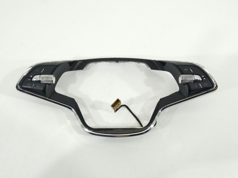 Recambio de mando volante para skoda fabia iii (nj3) 1.0 tsi referencia OEM IAM 5E3919719  