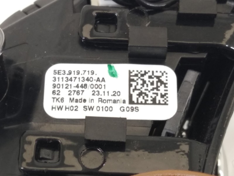 Recambio de mando volante para skoda fabia iii (nj3) 1.0 tsi referencia OEM IAM 5E3919719  