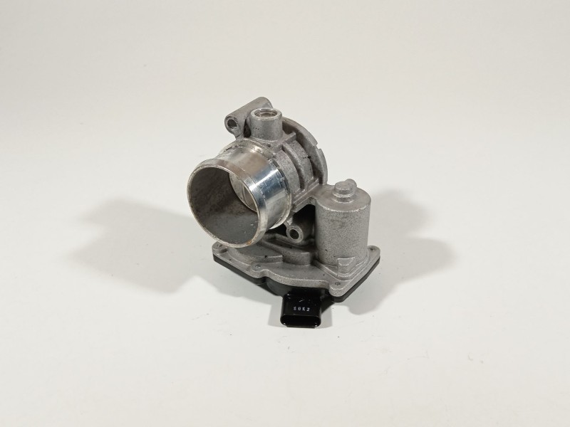 Recambio de caja mariposa para kia stonic (ybcuv) platinum edition referencia OEM IAM 3515007200  