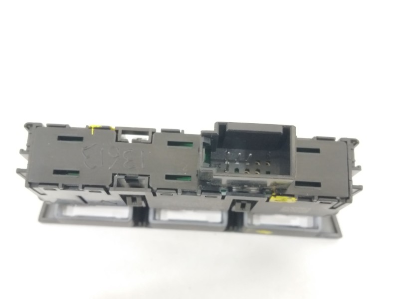 Recambio de mando multifuncion para skoda fabia iii (nj3) 1.0 tsi referencia OEM IAM 6V1927238D  