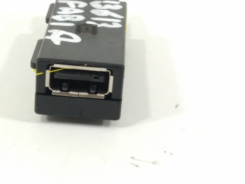 Recambio de no identificado para skoda fabia iii (nj3) 1.0 tsi referencia OEM IAM 5Q0035726M  