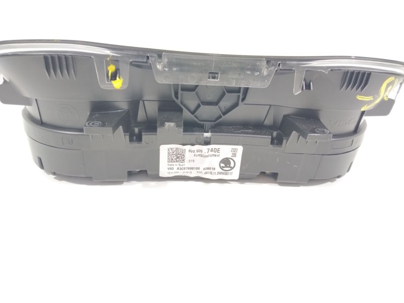 Recambio de cuadro instrumentos para skoda fabia iii (nj3) 1.0 tsi referencia OEM IAM 6V0920740E  