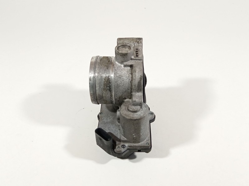 Recambio de caja mariposa para ssangyong rodius xdi referencia OEM IAM A6651410225  