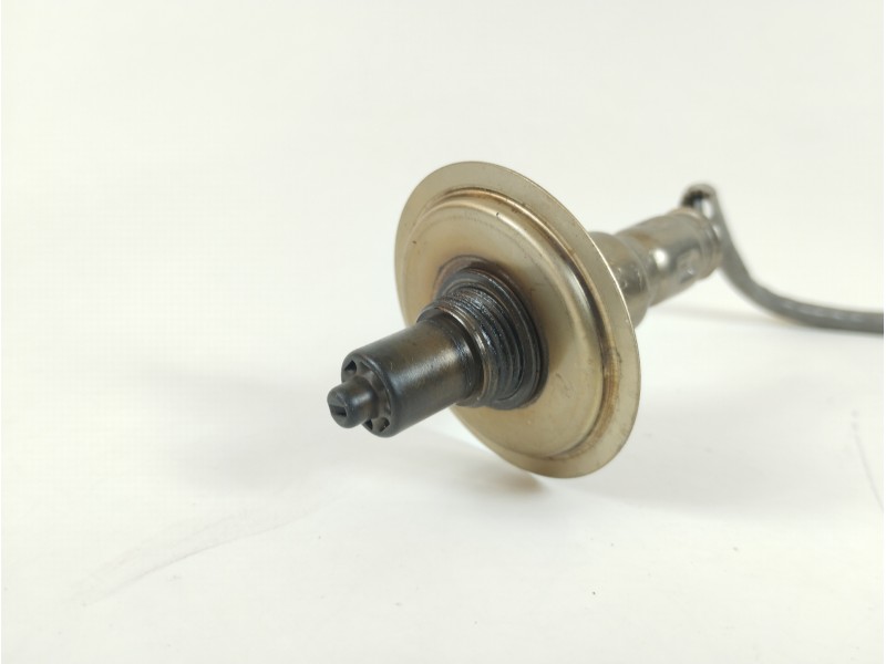 Recambio de sonda lambda para dacia duster ii sl 2019 referencia OEM IAM 226902746R A0005423004 