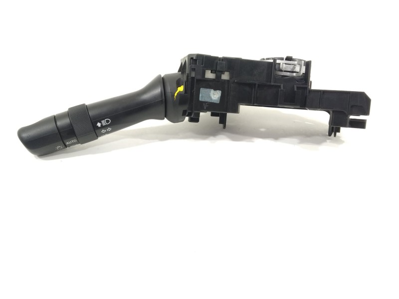 Recambio de mando luces para toyota yaris ts referencia OEM IAM 0233117F613  
