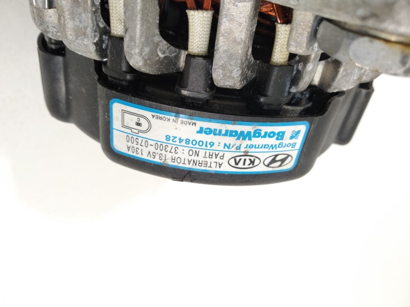 Recambio de alternador para kia rio (yb) referencia OEM IAM 3730007500  