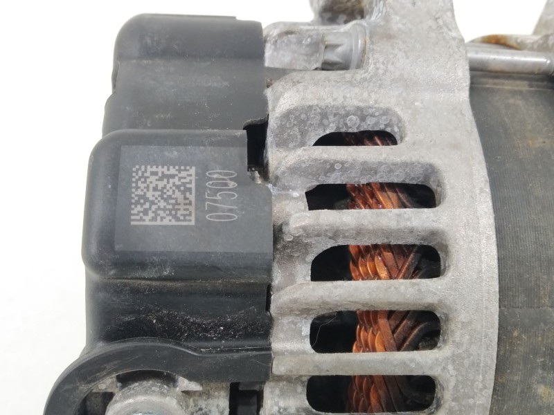 Recambio de alternador para kia rio (yb) referencia OEM IAM 3730007500  