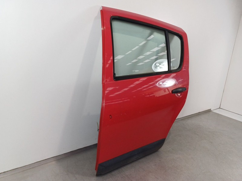 Recambio de puerta trasera izquierda para dacia sandero ambiance referencia OEM IAM   