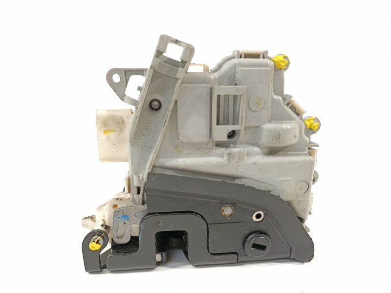 Recambio de cerradura puerta trasera derecha para audi a4 ber. (b8) s line sportpaket / plus referencia OEM IAM 8K0839016C  