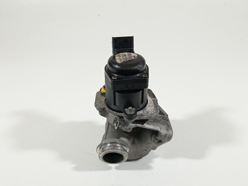 Recambio de valvula egr para peugeot 207 sport referencia OEM IAM 9685640480  
