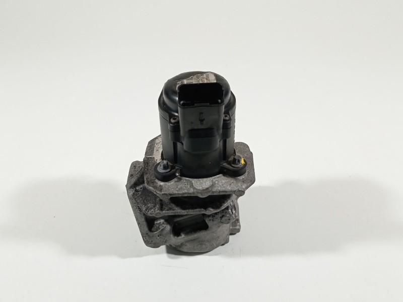 Recambio de valvula egr para peugeot 207 sport referencia OEM IAM 9685640480  